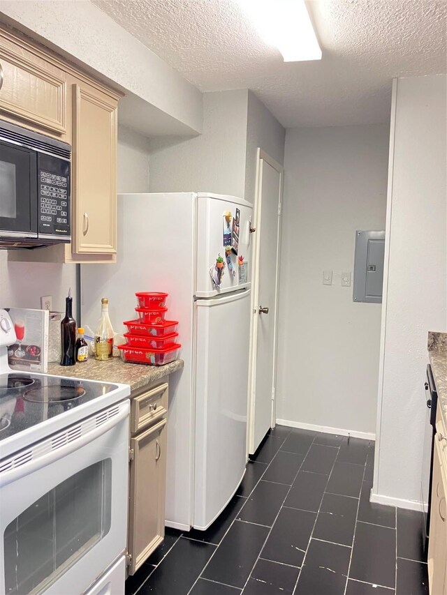 7600 Emmett F Lowry Expy Unit 310, Texas City, TX 77591 - photo 9