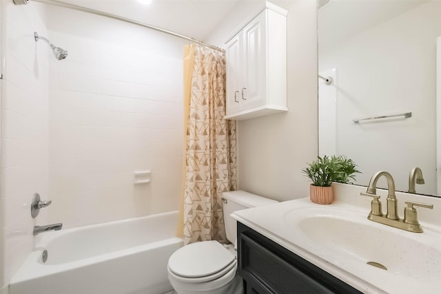 7015 Timber Edge Ln, Humble, TX 77346 - bathroom with shower / bath combo, vanity, and toilet