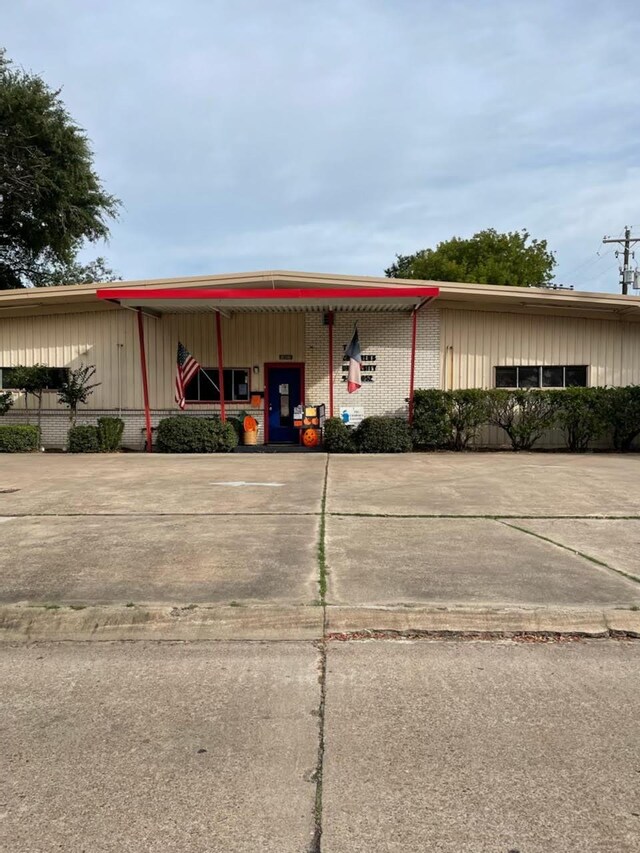 1407 Blackburn Dr, Pasadena, TX 77502