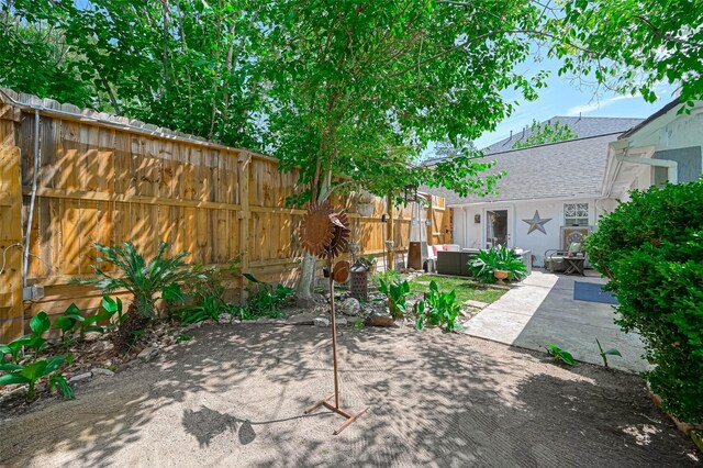 1265 Du Barry Ln, Houston, TX 77018 - view of patio / terrace featuring fence
