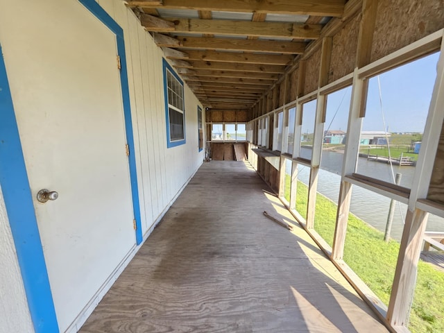 900 Mariner St, Sargent, TX 77414 - hall with a water view