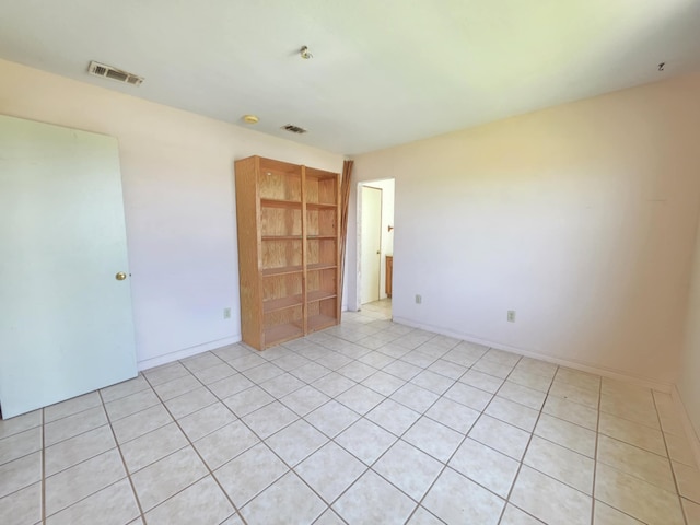 900 Mariner St, Sargent, TX 77414 - spare room with visible vents and baseboards
