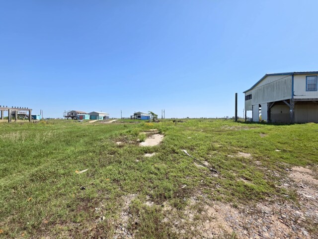 900 Mariner St, Sargent, TX 77414 - view of yard