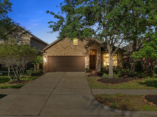 605 Pedernales St, Webster, TX 77598 - photo 2