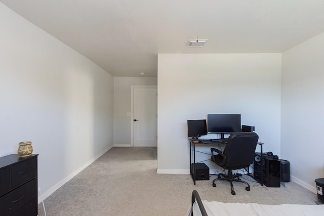 3718 Prudence Dr, Houston, TX 77045 - carpeted office space featuring visible vents and baseboards