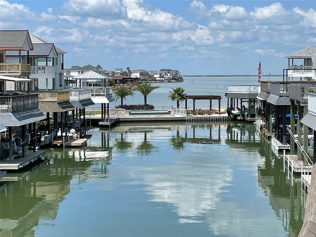 dock area featuring a water view