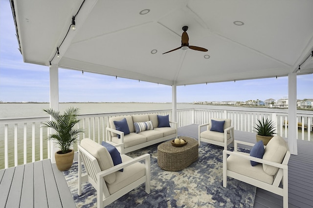 1322 Outrigger, Tiki Island, TX 77554