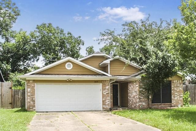 3835 Brookwind Dr, La Porte, TX 77571 - photo 1