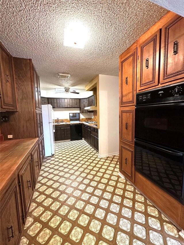 117 Dogwood St, Lake Jackson, TX 77566 - photo 7