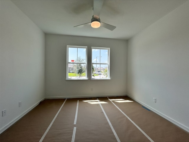 907 Kingwood Dr, League City, TX 77573 - photo 2