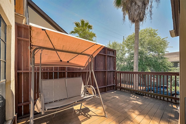 1904 Portsmouth St, Houston, TX 77098 - view of wooden deck