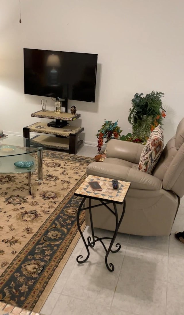 5819 Southern Rose Ln, Rosenberg, TX 77469 - living room with tile patterned floors