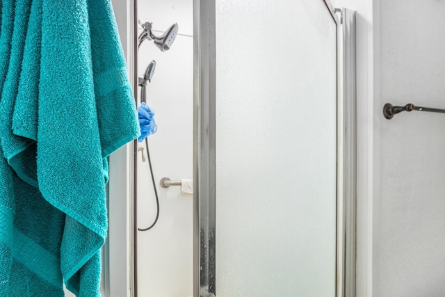 39 Alexander Ct, Angleton, TX 77515 - bathroom with a shower stall