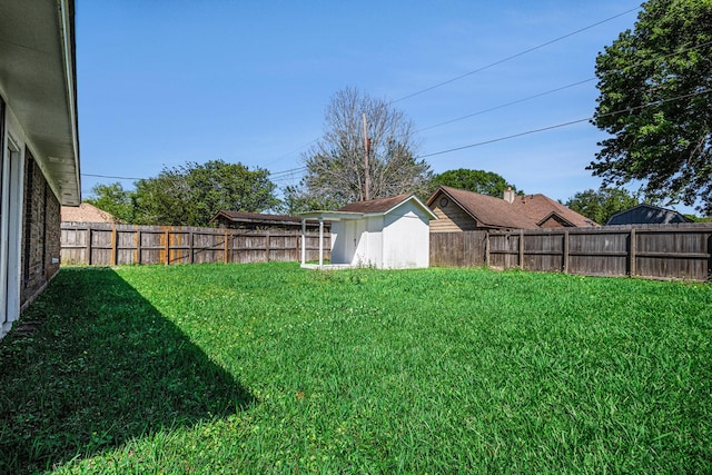 39 Alexander Ct, Angleton, TX 77515 - view of yard