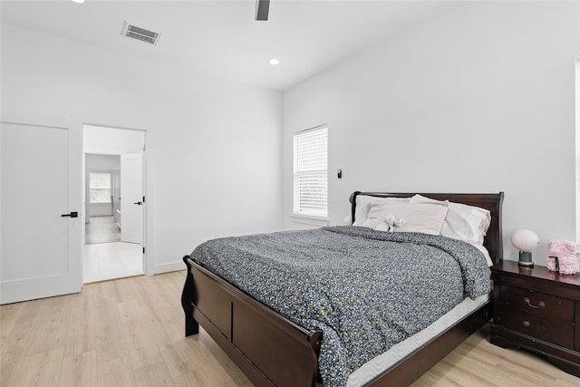 bedroom featuring visible vents, baseboards, ceiling fan, recessed lighting, and light wood finished floors