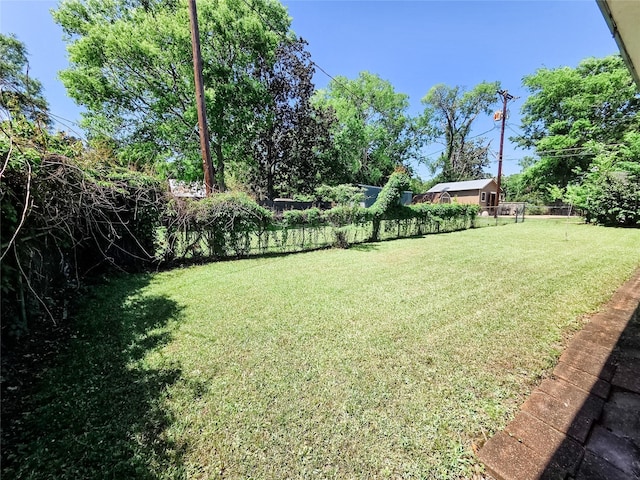 106 Jordan Ave, Cleveland, TX 77327 - view of yard with fence