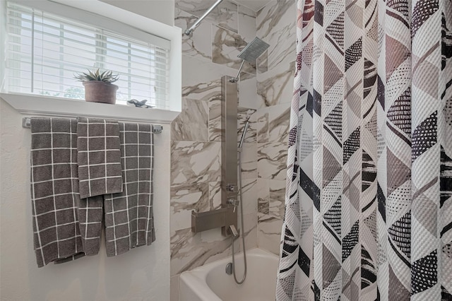 full bath with shower / bath combo with shower curtain