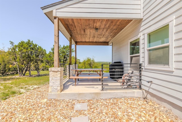 206 Damar Cv, Canyon Lake, TX 78133 - view of patio / terrace featuring a porch