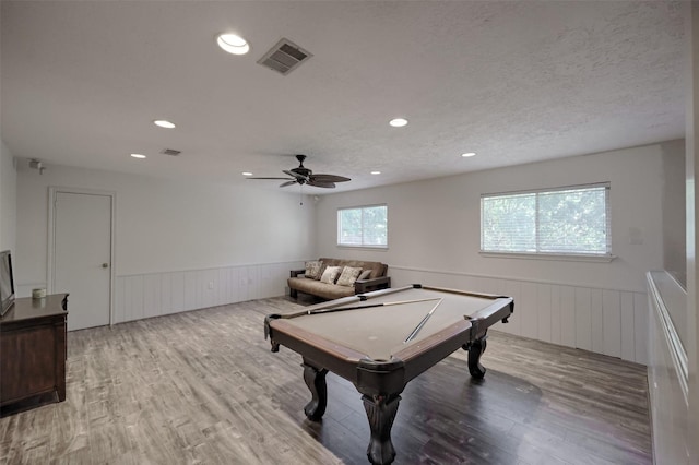rec room featuring billiards, recessed lighting, visible vents, wainscoting, and wood finished floors