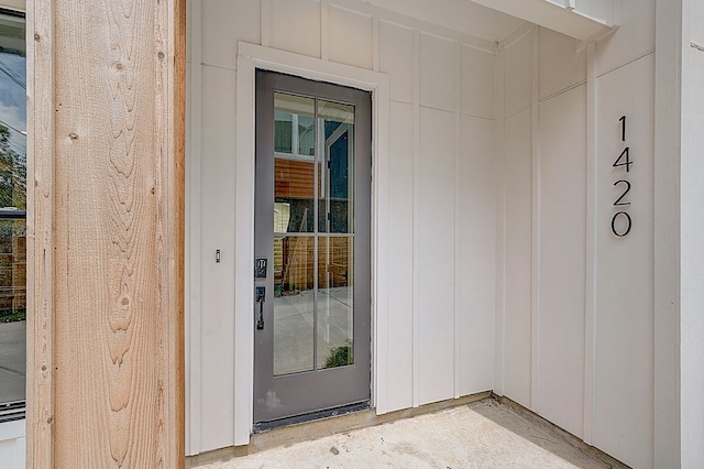 1420 Weiss St, Houston, TX 77009 - view of doorway to property