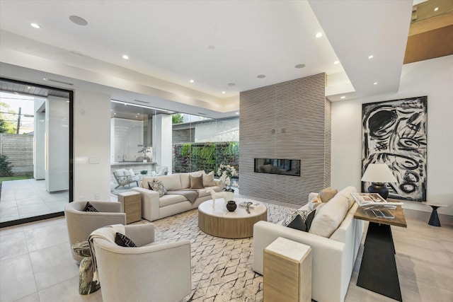 310 E Cowan Dr, Houston, TX 77007 - view of building lobby
