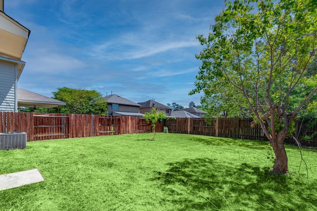 7215 Autumn Day Ct, Magnolia, TX 77354 - view of yard featuring a fenced backyard
