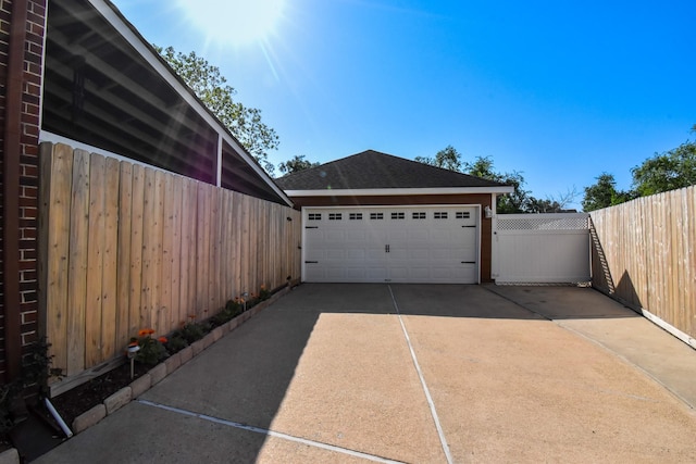 106 Plum Cir, Lake Jackson, TX 77566 - photo 40