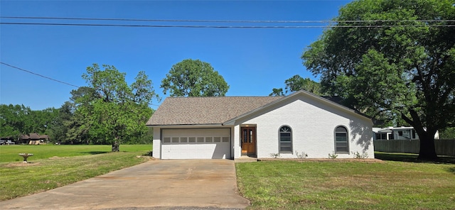 520 Walnut St, Waller, TX 77484 - ranch-style home with driveway, an attached garage, a front yard, brick siding, and fence