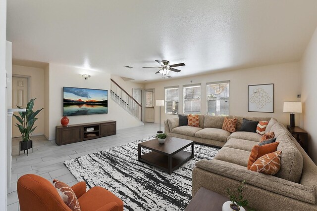 8027 Saffron Ln, Baytown, TX 77521 - photo 3
