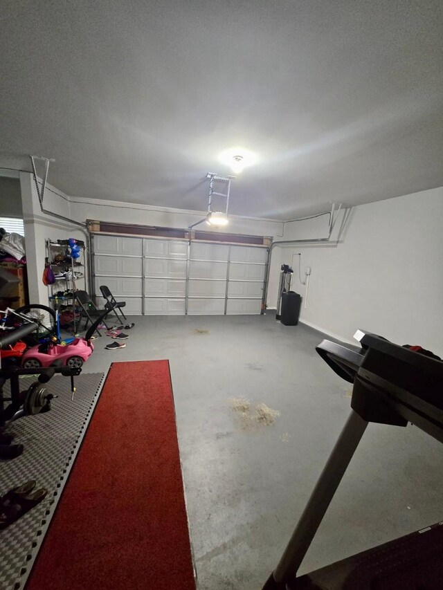 19003 Bene Vista Dr, Houston, TX 77084 - garage with baseboards
