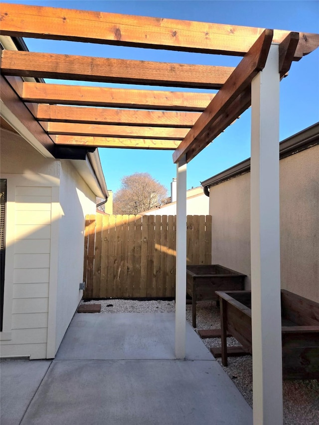 12325 Ridgeside Dr, Houston, TX 77072 - view of patio