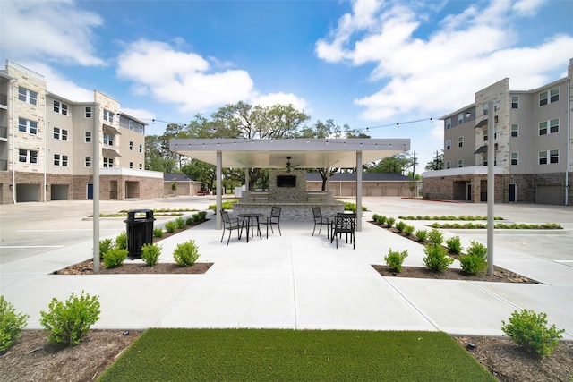 6804 Westview Dr Unit 1407, Houston, TX 77055 - view of home's community