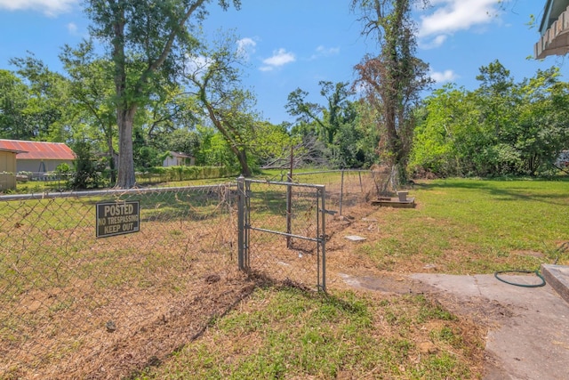 428 E Magnolia St, Angleton, TX 77515 - view of yard featuring fence