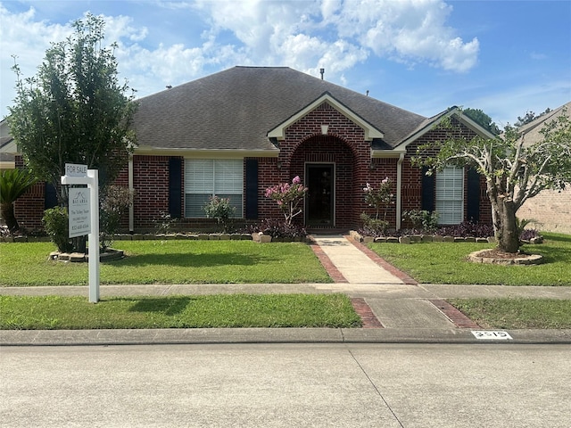 3519 Dry Creek Dr, Pasadena, TX 77505 - photo 1