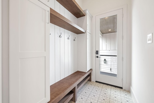 3714 Grennoch Ln, Houston, TX 77025 - mudroom featuring light tile patterned flooring
