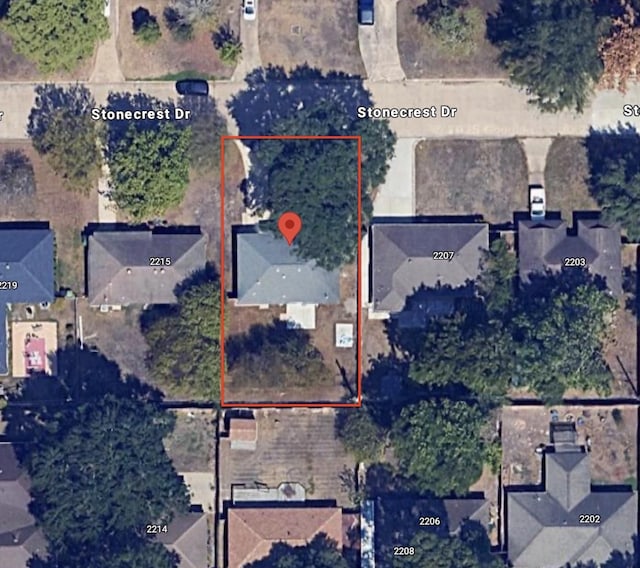 2211 Stonecrest Dr, Houston, TX 77018