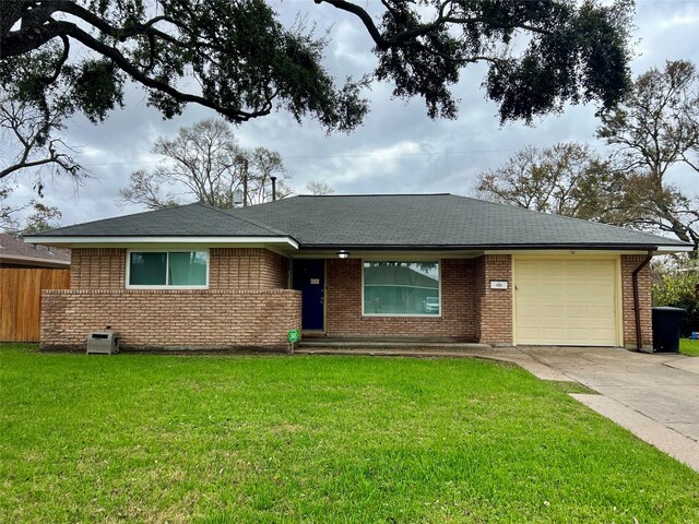 2211 Stonecrest Dr, Houston, TX 77018