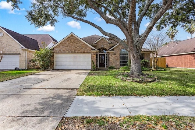1940 Waterford Way, Seabrook, TX 77586 - photo 1