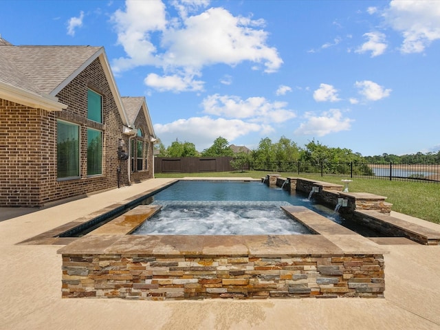 1800 Bright Way Ln, Dickinson, TX 77539 - view of pool featuring an in-ground hot tub and a fenced backyard