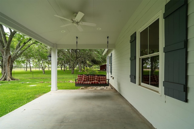 2350 Hewitt St, League City, TX 77573 - view of patio / terrace with a ceiling fan