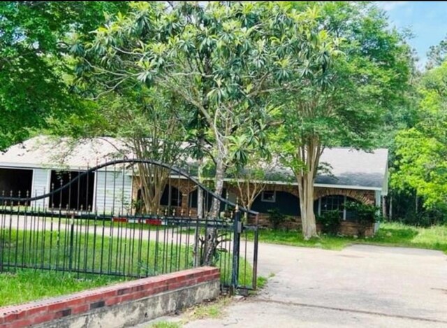 142 County Road 322, Cleveland, TX 77327 - photo 9