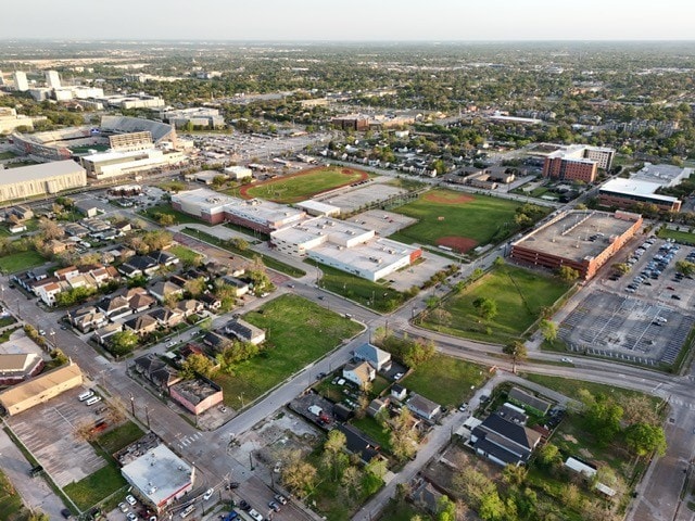 3522 Sampson St, Houston, TX 77004 - birds eye view of property