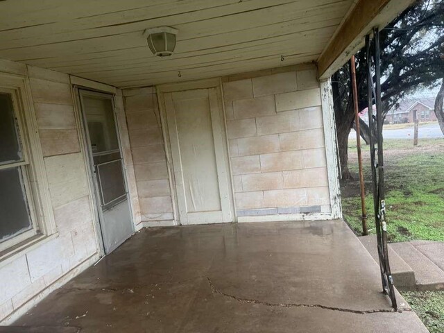 301 N Bois D Arc St, Holliday, TX 76366 - photo 4