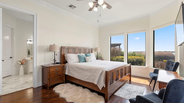 331 Old Aqua Lndg, Montgomery, TX 77356 - bedroom with crown molding, a ceiling fan, visible vents, baseboards, and hardwood / wood-style flooring