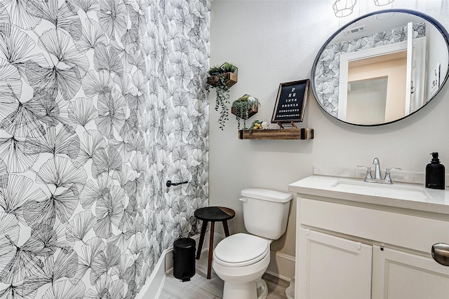 21123 Coral View Dr, Cypress, TX 77433 - full bath featuring curtained shower, vanity, baseboards, and toilet
