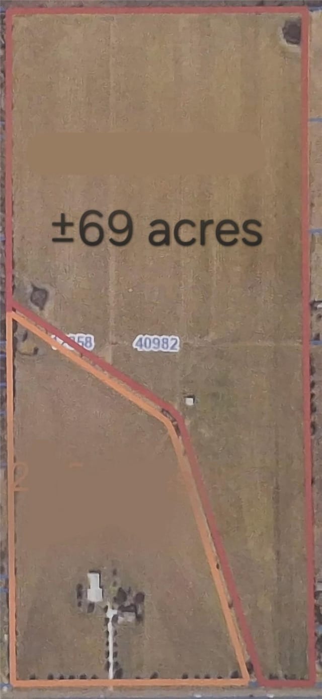 3448 Belton Ln, Anahuac, TX 77514