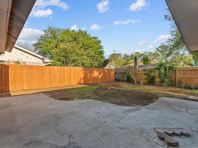 11506 Kirkhollow Dr, Houston, TX 77089 - fenced backyard with a patio