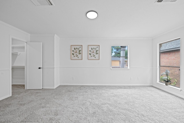 4731 N Cashel Cir, Houston, TX 77069 - interior space with crown molding, carpet flooring, multiple windows, and visible vents