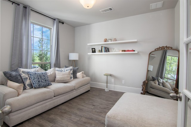 2736 Ahnya Ln, League City, TX 77573 - living area with wood finished floors and baseboards