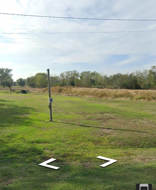 709 11th St, Palacios, TX 77465